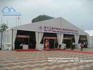 Tenda bingkai aluminium besar